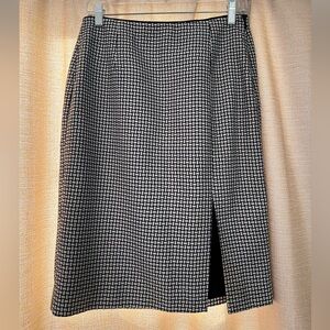 White House Black Market Women’s Side Zip Pencil Skirt Size 6 Black White